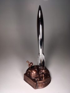 2018 Hugo Award Trophy by Sara Felix and Vincent Villafranca
